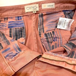 Anthropologie Chino size 28 relaxed pants mauve color with velveteen side detail